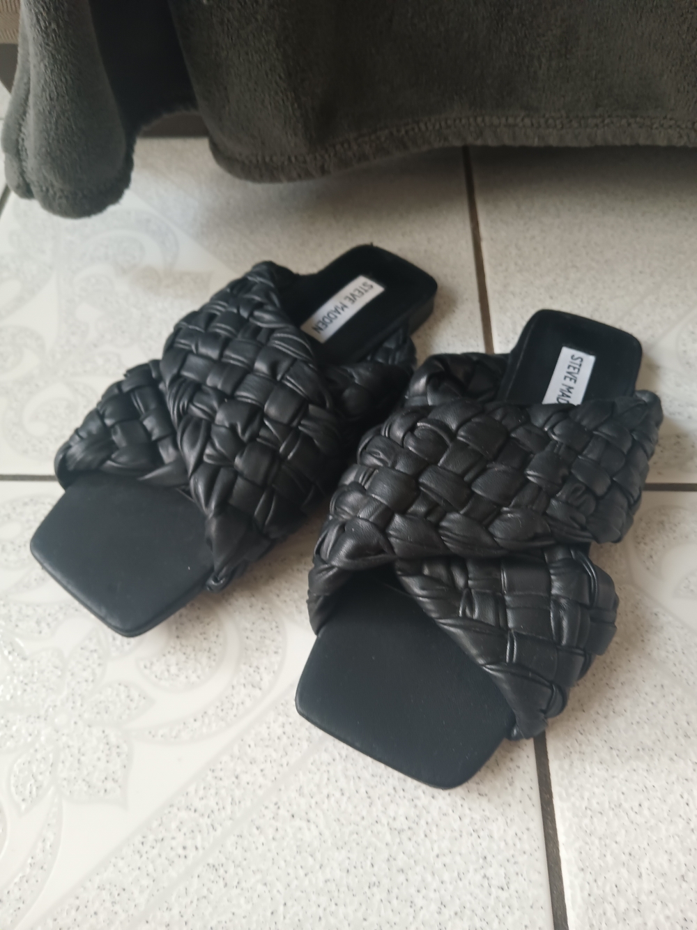 Steve Madden Black Braided Slide Mules